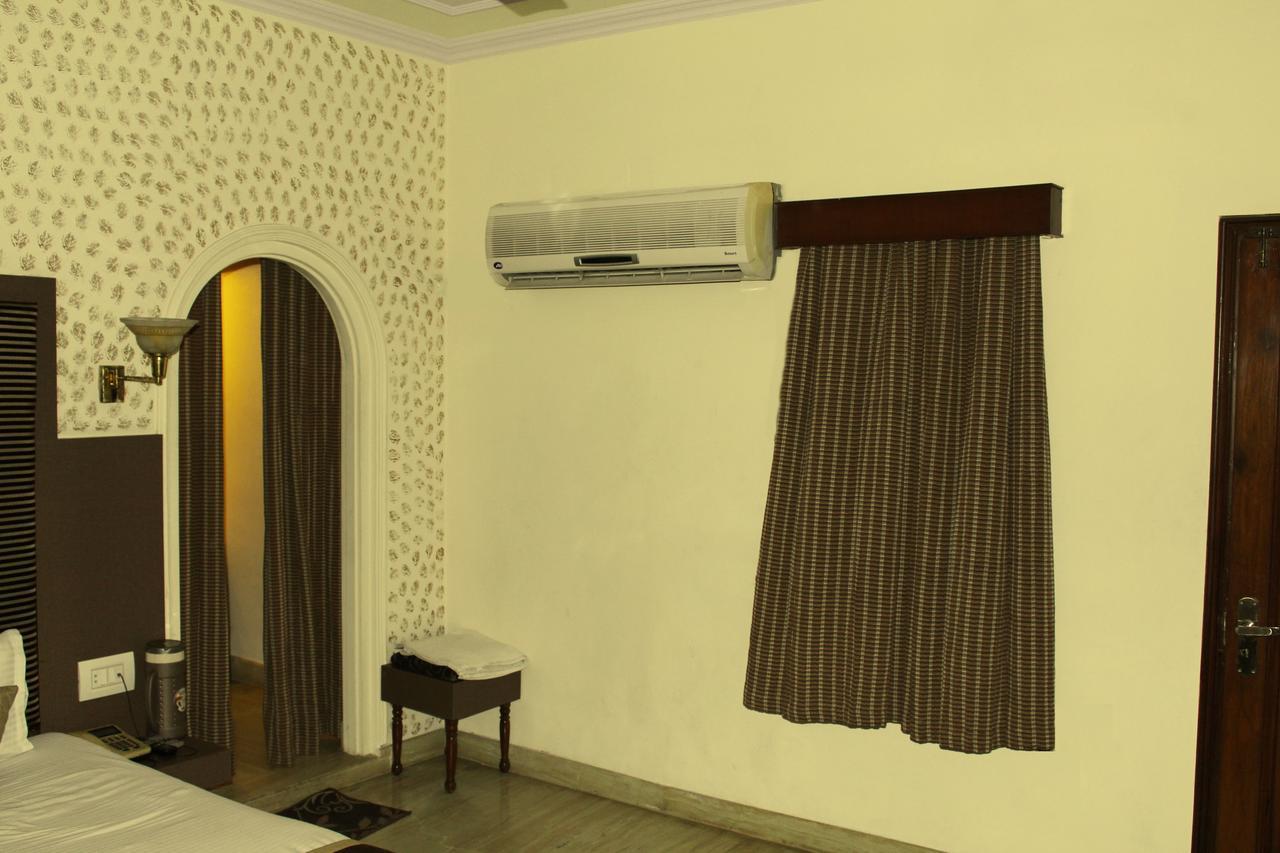 Hotel Goyal Jaipur Buitenkant foto